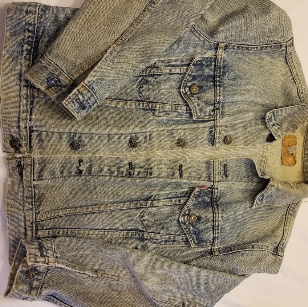 VINTAGE Levis Jean Jacket Adult Size 42 Denim Coat